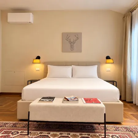 Elegant In The Heart Of Bologna, Via De Musei Appartement