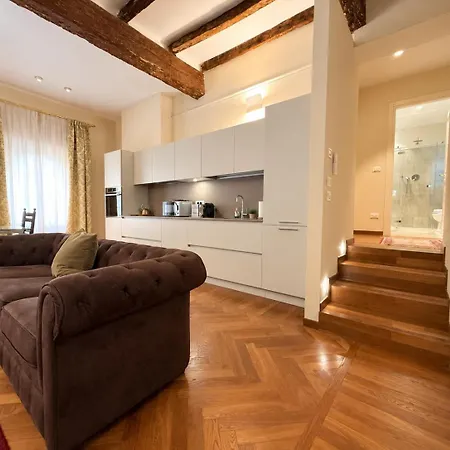 Appartement Elegant In The Heart Of Bologna, Via De Musei
