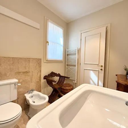 Appartement Elegant In The Heart Of Bologna, Via De Musei *
